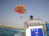 Fly me ! paragliding in cyprus.